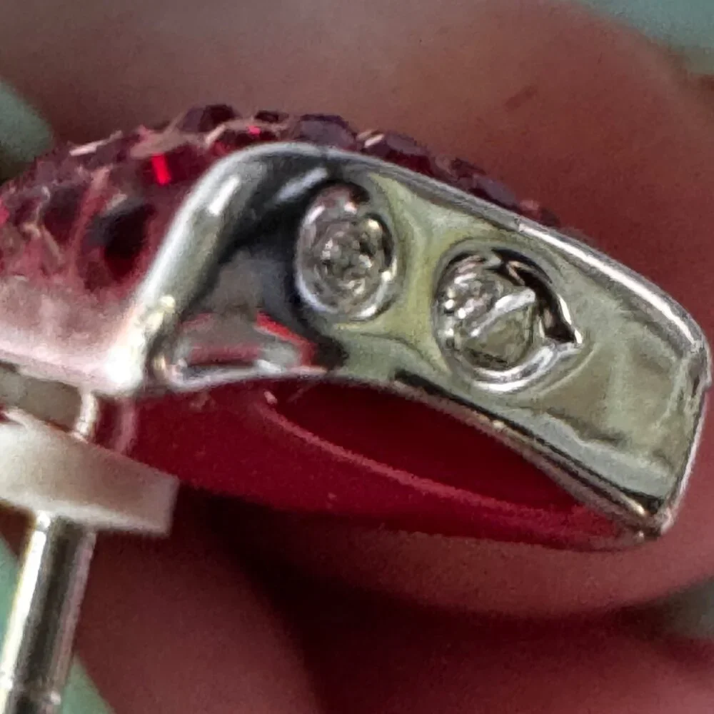 Vintage Swarovski Signed Swan Red Dress On Hanger Tack Pin - Picture 12 of 12